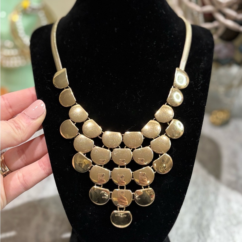 Vintage Express Gold Bib Statement Necklace Articulated Metal Jewelry